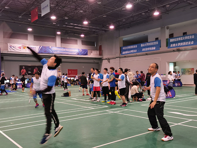 西安校友會 以羽球為媒，凝聚校友情——記參加2020中國高校校友羽毛球賽